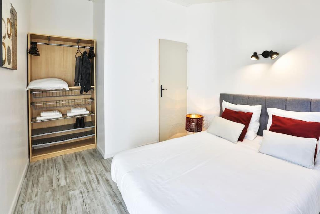 Le Cosy T2 Hypercentre ! Parking Inclus Et La Plage A 2 Min ! Les Sables-d'Olonne Ngoại thất bức ảnh