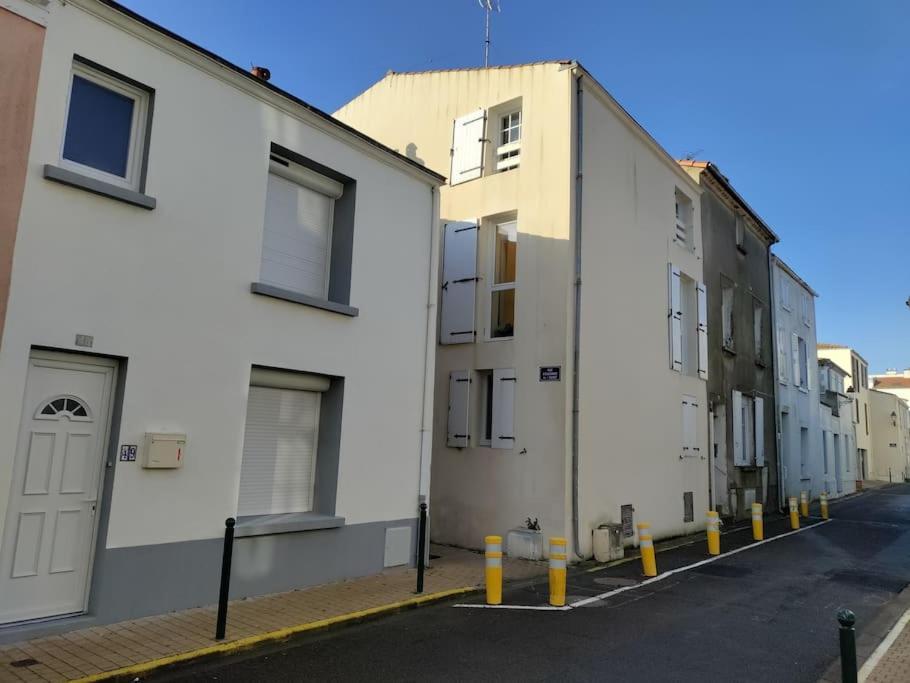 Le Cosy T2 Hypercentre ! Parking Inclus Et La Plage A 2 Min ! Les Sables-d'Olonne Ngoại thất bức ảnh